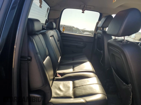 2009 Chevrolet Silverado 1500 LT with VIN 3GCEC23J69G224153, listed as a Copart auction lot 46581485 with 131,773 mi miles and Salvage Title. Bid and sale history available at carsss.com. Image 10.