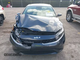 2024 Kia Forte LXS with VIN 3KPF24AD5RE720735, listed as a IAAI auction lot 41956986 with 27,967 mi miles and . Bid and sale history available at DreamBid. Image 12.