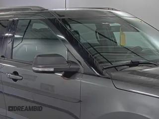 2019 Ford Explorer XLT z VIN 1FM5K8D85KGB20171, wystawiony jako IAAI lot #42767312 z przebiegiem 83 569 mil mil oraz . Historia ofert i sprzedaży dostępna na DreamBid. Obrazek 11.