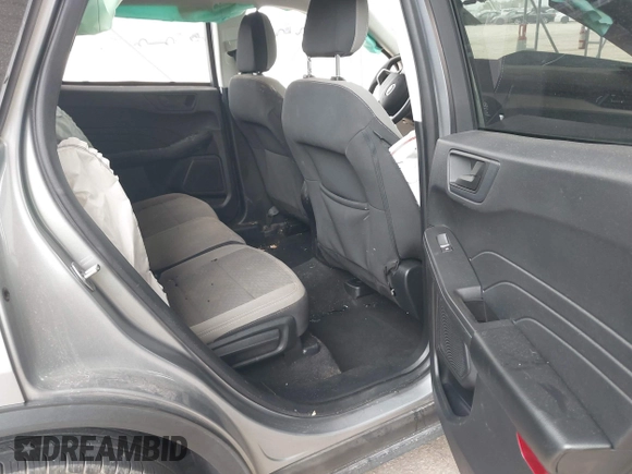 2022 Ford Escape SE z VIN 1FMCU0G62NUA25554, wystawiony jako IAAI lot #41900612 z przebiegiem 63 581 mil mil oraz . Historia ofert i sprzedaży dostępna na DreamBid. Obrazek 8.