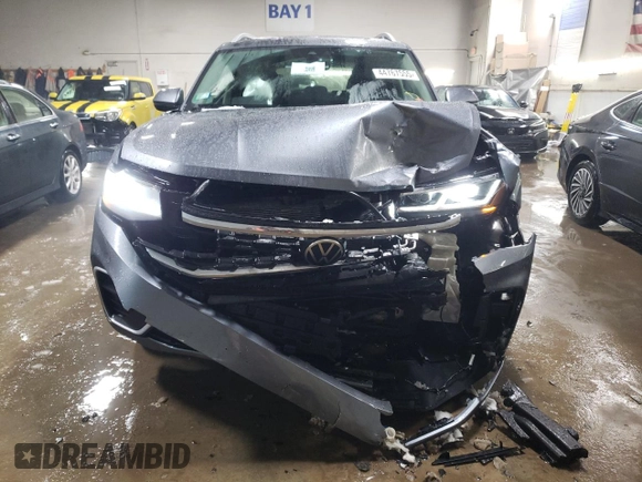 2021 Volkswagen Atlas SEL R-Line с VIN 1V2SR2CA0MC536612, выставлен на аукционе Copart как лот 44767555 с пробегом 48 869 миль миль и Списание • Salvage title. История ставок и продаж доступна на DreamBid. Изображение 5.