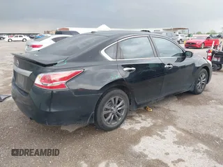 2015 Nissan Altima S with VIN 1N4AL3AP9FN896163, listed as a IAAI auction lot 41937835 with 160,093 mi miles and . Bid and sale history available at DreamBid. Image 4.