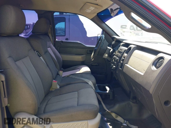 2010 Ford F-150 XL with VIN 1FTEX1E81AFA26692, listed as a IAAI auction lot 42088906 with 216,583 mi miles. Bid and sale history available at carsss.com. Image 5.