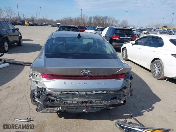 2021 Hyundai Elantra SE with VIN 5NPLL4AG1MH019074, listed as a IAAI auction lot 41755879 with 22,972 mi miles. Bid and sale history available at carsss.com. Image 17.