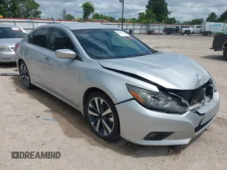 2017 Nissan Altima S z VIN 1N4AL3AP7HC275003, wystawiony jako IAAI lot #42420564 z przebiegiem 127 566 mil mil oraz . Historia ofert i sprzedaży dostępna na DreamBid. Obrazek 1.