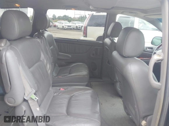 2004 Toyota Sienna XLE z VIN 5TDBA22C74S001710, wystawiony jako IAAI lot #42361624 z przebiegiem 265 865 mil mil oraz . Historia ofert i sprzedaży dostępna na DreamBid. Obrazek 8.