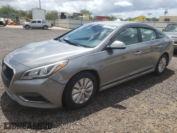 2017 Hyundai Sonata Hybrid SE with VIN KMHE24L3XHA064433, listed as a Copart auction lot 53213903 with 88,919 mi miles. Bid and sale history available at carsss.com. Image 1.