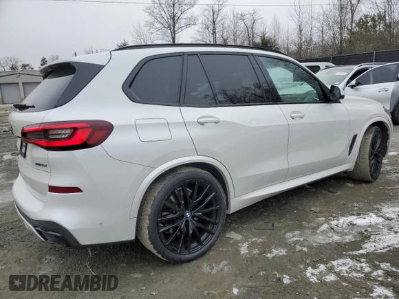 2021 BMW X5 xDrive40i with VIN 5UXCR6C07M9G86493, listed as a Copart auction lot 88162365 with 24,503 mi miles and Salvage Title. Bid and sale history available at carsss.com. Image 3.