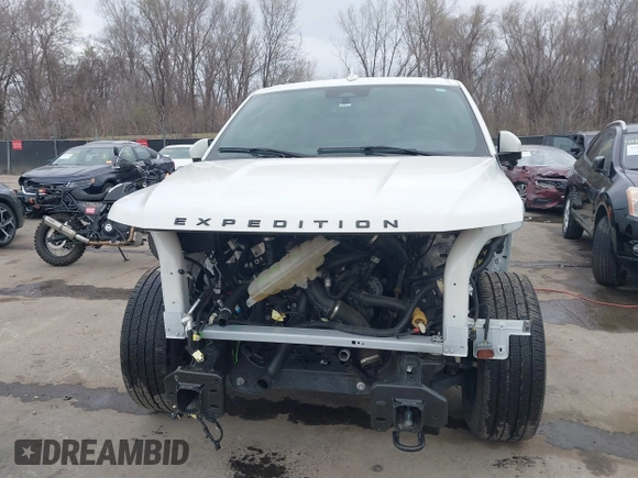 2023 Ford Expedition Limited with VIN 1FMJU2A8XPEA34223, listed as a IAAI auction lot 41815116 with 25,427 mi miles and . Bid and sale history available at DreamBid. Image 6.