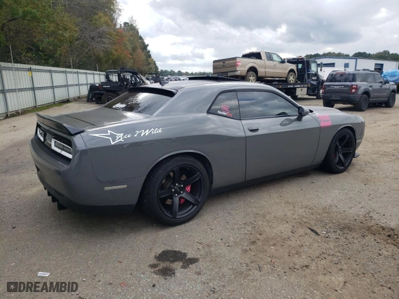 2017 Dodge Challenger R/T Scat Pack with VIN 2C3CDZFJ9HH631573, listed as a Copart auction lot 82295644 with 97,098 mi miles and Salvage Title. Bid and sale history available at carsss.com. Image 3.