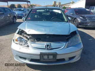 2005 Honda Civic z VIN JHMES96615S015519, wystawiony jako IAAI lot #42349792 z przebiegiem 213 093 mil mil oraz . Historia ofert i sprzedaży dostępna na DreamBid. Obrazek 12.