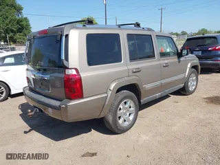 2006 Jeep Commander Limited with VIN 1J8HG58N76C144821, listed as a IAAI auction lot 42010785 with 175,306 mi miles. Bid and sale history available at carsss.com. Image 4.
