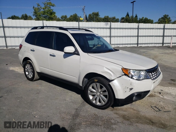 2012 Subaru Forester X Premium with VIN JF2SHADCXCH466523, listed as a Copart auction lot 61669735 with 168,184 mi miles and Salvage title. Bid and sale history available at DreamBid. Image 4.