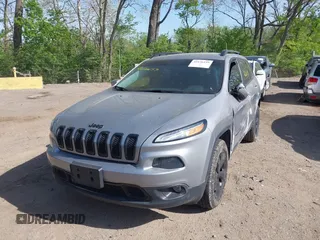 2018 Jeep Cherokee Limited z VIN 1C4PJMDB0JD597899, wystawiony jako IAAI lot #42126159 z przebiegiem 117 359 mil mil oraz . Historia ofert i sprzedaży dostępna na DreamBid. Obrazek 2.