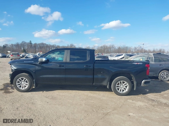 2019 Chevrolet Silverado 1500 LT with VIN 1GCUYDED2KZ282329, listed as a IAAI auction lot 41595747 with 190,000 mi miles. Bid and sale history available at carsss.com. Image 15.