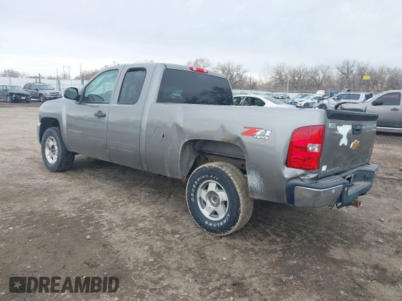 2013 Chevrolet Silverado 1500 LT with VIN 1GCRKSE73DZ268481, listed as a IAAI auction lot 41461642 with 280,718 mi miles and . Bid and sale history available at DreamBid. Image 3.