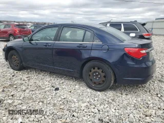 2013 Chrysler 200 LX with VIN 1C3CCBAB5DN642095, listed as a Copart auction lot 53002635 with 173,218 mi miles and Clean Title. Bid and sale history available at carsss.com. Image 2.