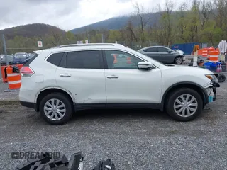 2016 Nissan Rogue SV with VIN KNMAT2MV7GP713086, listed as a IAAI auction lot 42021596 with 118,290 mi miles and . Bid and sale history available at carsss.com. Image 13.