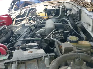 2002 Ford Escape XLT Choice с VIN 1FMYU03122KE08742, выставлен на аукционе IAAI как лот 42363962 с пробегом 299 455 миль миль и . История ставок и продаж доступна на DreamBid. Изображение 12.