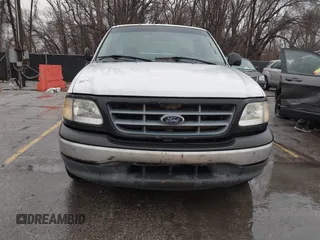 1999 Ford F-150 z VIN 1FTZF1725XKB01679, wystawiony jako IAAI lot #41715160 z przebiegiem 233 228 mil mil oraz . Historia ofert i sprzedaży dostępna na DreamBid. Obrazek 6.