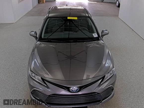 2021 Toyota Camry LE with VIN 4T1C31AK5MU021219, listed as a IAAI auction lot 42098556 with 107,707 mi miles and . Bid and sale history available at carsss.com. Image 1.