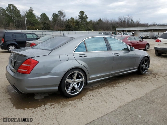 2010 Mercedes-Benz S-Class S 550 with VIN WDDNG7BB5AA319646, listed as a Copart auction lot 47017485 with 188,671 mi miles and Salvage Title. Bid and sale history available at carsss.com. Image 3.