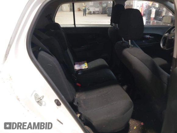 2008 Scion xD z VIN JTKKU10498J009543, wystawiony jako IAAI lot #42403559 z przebiegiem 243 108 mil mil oraz . Historia ofert i sprzedaży dostępna na DreamBid. Obrazek 8.