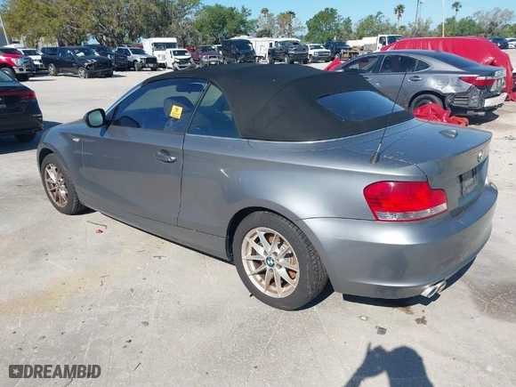 2010 BMW 1 Series 128i with VIN WBAUL7C50AVJ78338, listed as a IAAI auction lot 41736368 with 1 mi miles. Bid and sale history available at carsss.com. Image 3.