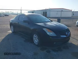 2009 Nissan Altima 2.5 S with VIN 1N4AL24E49C196765, listed as a IAAI auction lot 41953127 with 186,769 mi miles. Bid and sale history available at carsss.com. Image 1.