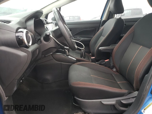 2021 Nissan Versa SR z VIN 3N1CN8FV3ML853259, wystawiony jako Copart lot #53788635 z przebiegiem 98 285 mil mil oraz Czysty tytuł • Clean title. Historia ofert i sprzedaży dostępna na DreamBid. Obrazek 7.