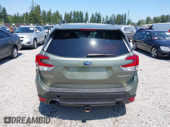 2021 Subaru Forester Premium with VIN JF2SKAFC5MH550118, listed as a IAAI auction lot 42427536 with 31,469 mi miles and . Bid and sale history available at DreamBid. Image 17.