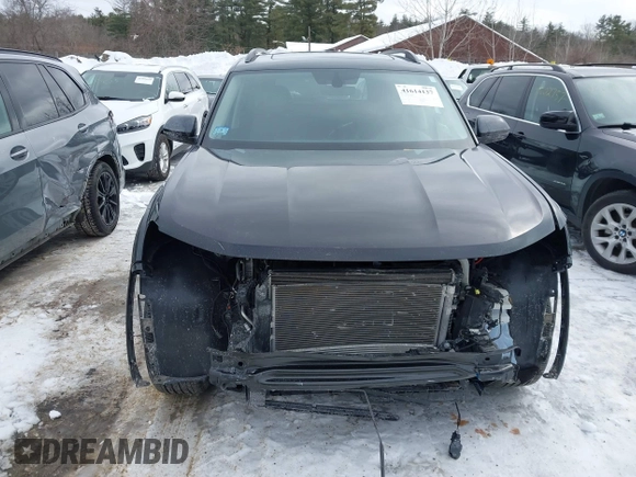 2023 Volkswagen Atlas SE z VIN 1V2KR2CA9PC502284, wystawiony jako IAAI lot #41614137 z przebiegiem 19 122 mil mil oraz . Historia ofert i sprzedaży dostępna na DreamBid. Obrazek 12.