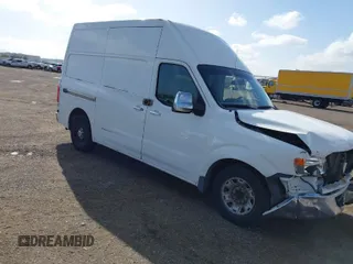 2012 Nissan NV SV z VIN 1N6BF0LY6CN113710, wystawiony jako IAAI lot #41819081 z przebiegiem 173 871 mil mil oraz . Historia ofert i sprzedaży dostępna na DreamBid. Obrazek 1.