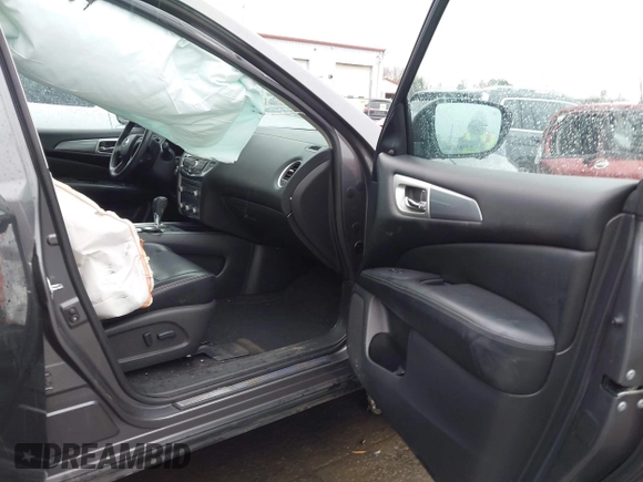 2017 Nissan Pathfinder SV with VIN 5N1DR2MM9HC606595, listed as a IAAI auction lot 41768647 with 144,724 mi miles. Bid and sale history available at carsss.com. Image 5.