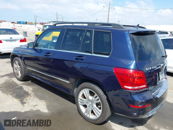 2014 Mercedes-Benz GLK 350 z VIN WDCGG5HB9EG278580, wystawiony jako IAAI lot #41702642 z przebiegiem 45 234 mil mil oraz . Historia ofert i sprzedaży dostępna na DreamBid. Obrazek 3.