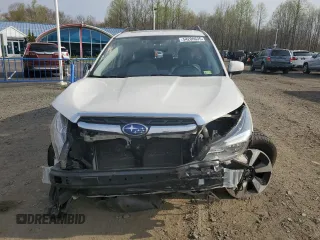 2018 Subaru Forester Premium with VIN JF2SJAGC8JH611622, listed as a Copart auction lot 54200635 with 94,223 mi miles and Salvage Title. Bid and sale history available at DreamBid. Image 5.