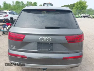 2019 Audi Q7 Prestige with VIN WA1VAAF78KD025828, listed as a IAAI auction lot 42409369 with 92,834 mi miles and . Bid and sale history available at DreamBid. Image 17.