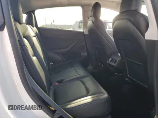 2021 Tesla Model Y Long Range z VIN 5YJYGDEE7MF090698, wystawiony jako Copart lot #44192555 z przebiegiem 78 907 mil mil oraz Szkoda całkowita • Salvage title. Historia ofert i sprzedaży dostępna na DreamBid. Obrazek 10.