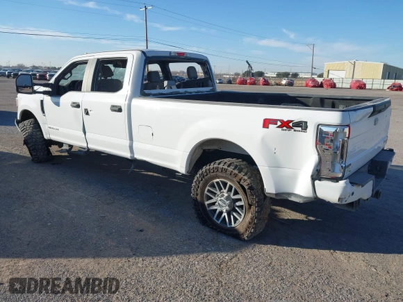 2017 Ford Super Duty F-250 SRW Lariat with VIN 1FT7W2BT3HEF21695, listed as a IAAI auction lot 41321439 with 136,063 mi miles. Bid and sale history available at carsss.com. Image 3.