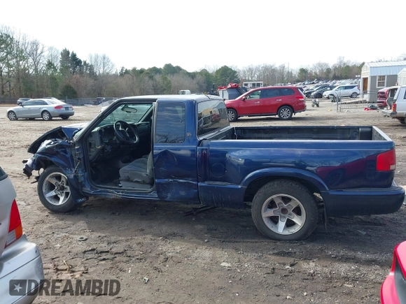 2002 GMC Sonoma SL Fleet with VIN 1GTCS19W528124872, listed as a IAAI auction lot 41452249 with 1 mi miles. Bid and sale history available at carsss.com. Image 15.