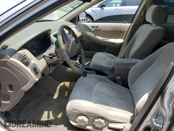 1998 Honda Accord LX с VIN 1HGCG5642WA059328, выставлен на аукционе Copart как лот 59868635 с пробегом 169 317 миль миль и Списание • Salvage title. История ставок и продаж доступна на DreamBid. Изображение 7.