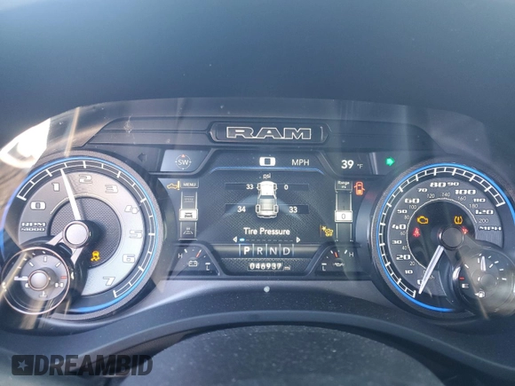 2022 Ram 1500 Limited z VIN 1C6SRFHT7NN455235, wystawiony jako Copart lot #81618484 z przebiegiem 46 937 mil mil oraz Szkoda całkowita • Salvage title. Historia ofert i sprzedaży dostępna na DreamBid. Obrazek 9.