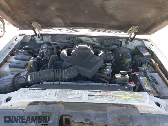 2000 Ford Explorer XLT z VIN 1FMZU63E7YZA06774, wystawiony jako IAAI lot #42240135 z przebiegiem 329 219 mil mil oraz . Historia ofert i sprzedaży dostępna na DreamBid. Obrazek 10.