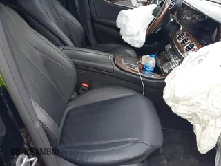 2022 Mercedes-Benz E 350 с VIN W1KZF8DB2NB097137, выставлен на аукционе IAAI как лот 41778662 с пробегом 85 831 миль миль и . История ставок и продаж доступна на DreamBid. Изображение 5.