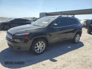 2018 Jeep Cherokee Latitude with VIN 1C4PJLCB0JD534815, listed as a Copart auction lot 49802895 with 193,289 mi miles and Clean Title. Bid and sale history available at carsss.com. Image 1.