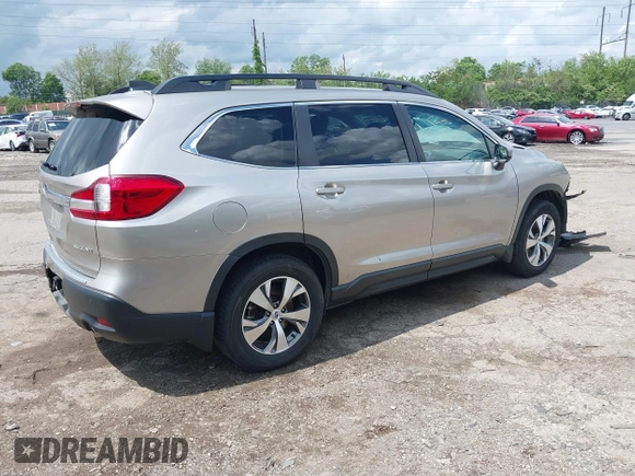 2020 Subaru Ascent Premium z VIN 4S4WMAFDXL3466046, wystawiony jako IAAI lot #42202373 z przebiegiem 53 370 mil mil oraz . Historia ofert i sprzedaży dostępna na DreamBid. Obrazek 4.