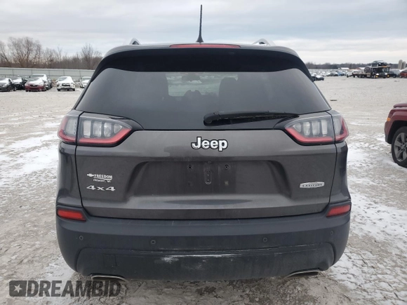 2019 Jeep Cherokee Latitude Plus with VIN 1C4PJMLX9KD347043, listed as a Copart auction lot 84671434 with 69,075 mi miles and Salvage Title. Bid and sale history available at carsss.com. Image 6.