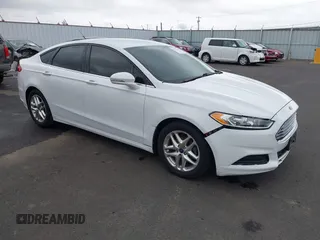2013 Ford Fusion SE with VIN 3FA6P0HR9DR271840, listed as a IAAI auction lot 41777825 with 61,266 mi miles. Bid and sale history available at carsss.com. Image 1.