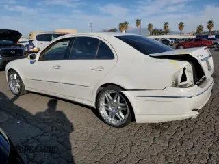 2007 Mercedes-Benz E 350 with VIN WDBUF56X97B002702, listed as a Copart auction lot 49986375 with 235,471 mi miles and Salvage Title. Bid and sale history available at DreamBid. Image 2.