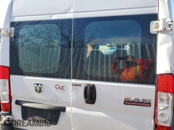 2014 Ram ProMaster Cargo with VIN 3C6URVHGXEE116155, listed as a Copart auction lot 39226474 with Not Provided miles and Salvage Title. Bid and sale history available at DreamBid. Image 6.